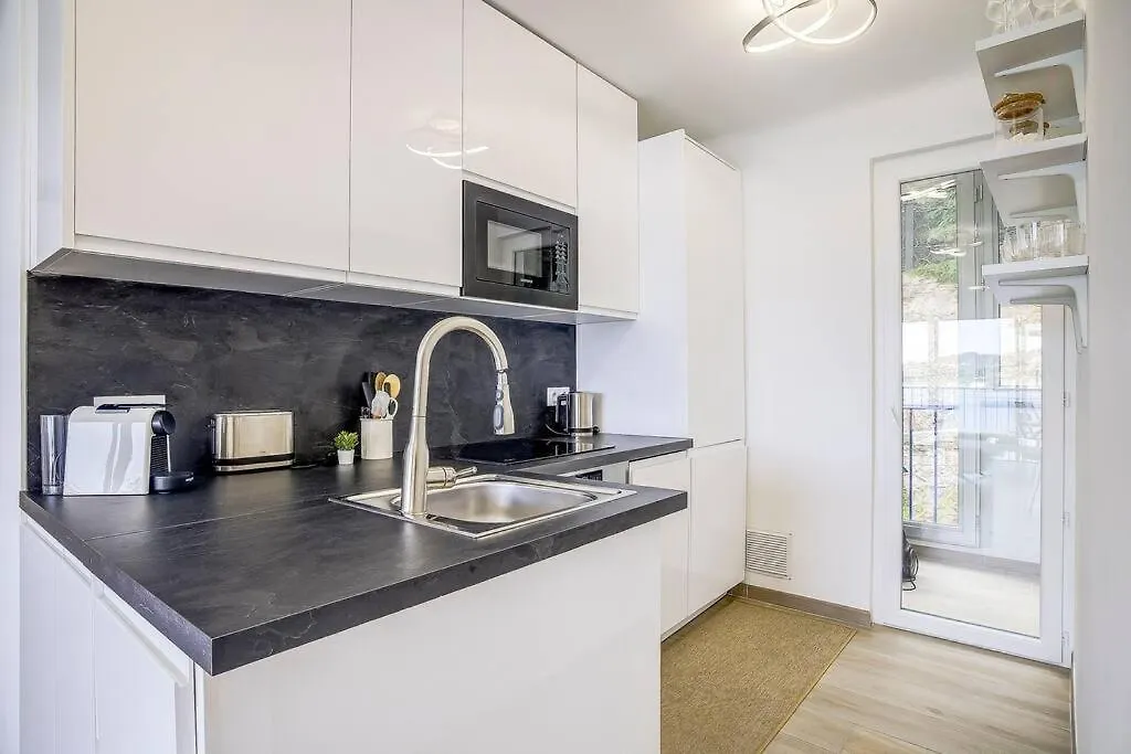 Stunning Waterfront Apartment Villefranche-sur-Mer